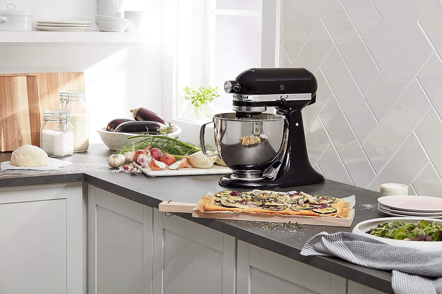 KitchenAid Artisan Series 5-Quart Tilt-Head Stand Mixer - KSM150PS, Milkshake