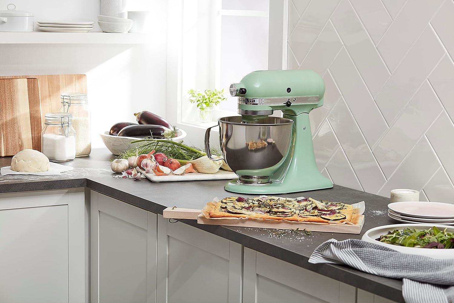 KitchenAid Artisan Series 5-Quart Tilt-Head Stand Mixer - KSM150PS, Milkshake