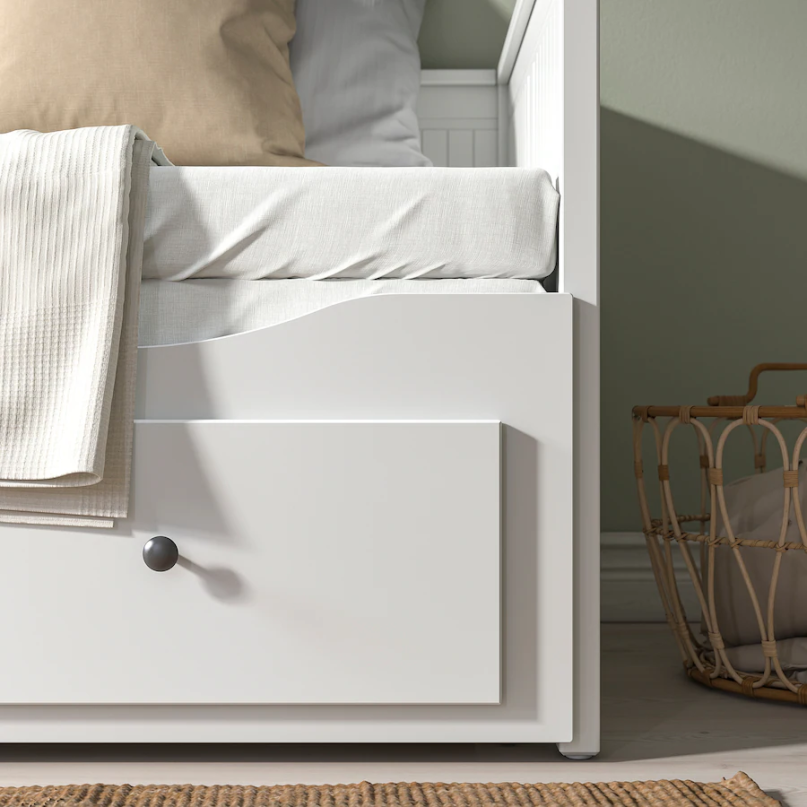 HEMNES Day-bed frame with 3 drawers