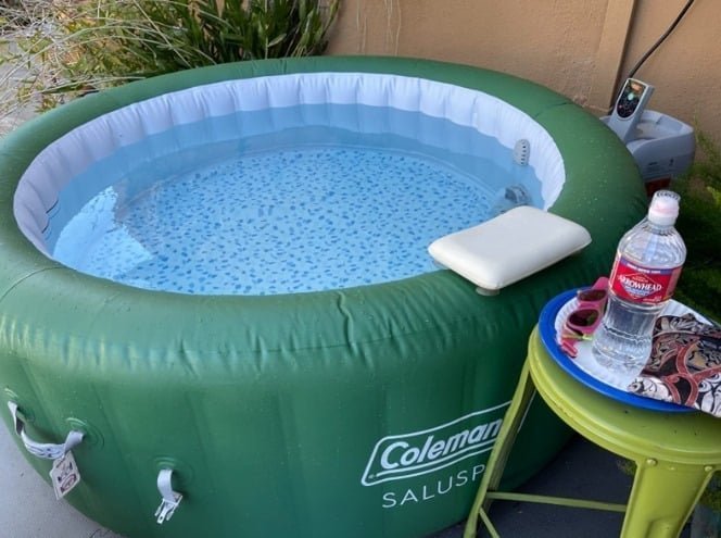 4 person outdoor portable inflatable hot tub spa