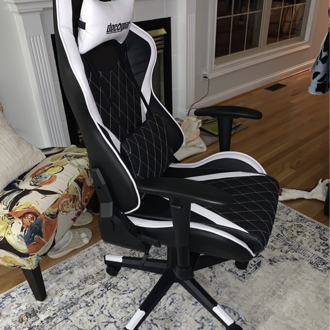 【Furniture】White Foam Gaming Computer Chair with Hydraulic Seat Adjustment 360-Degree Spin, Rolling Caster Wheels