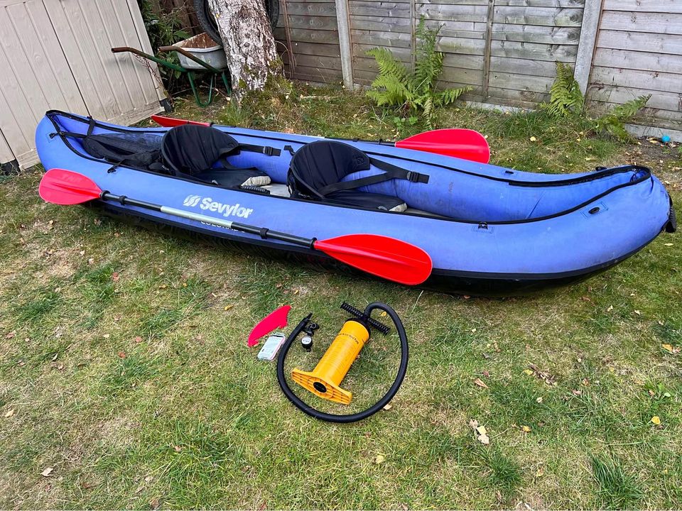 Sevylor KCC335 2 man inflatable Kayak