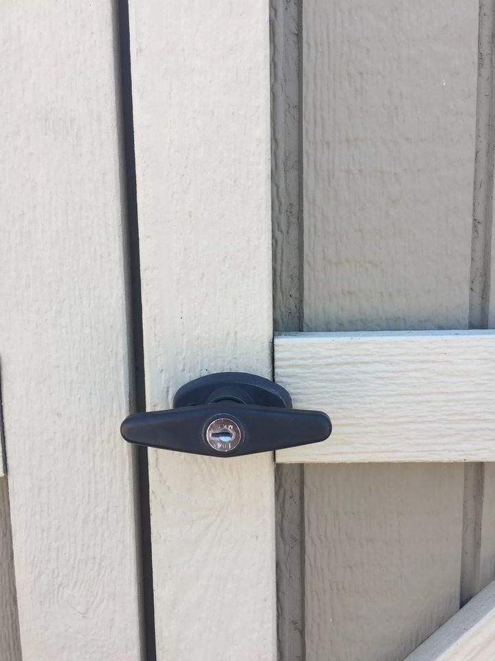 【Storage Shed】Colonial 10 ft. W x 10 ft. D Wooden Storage Shed