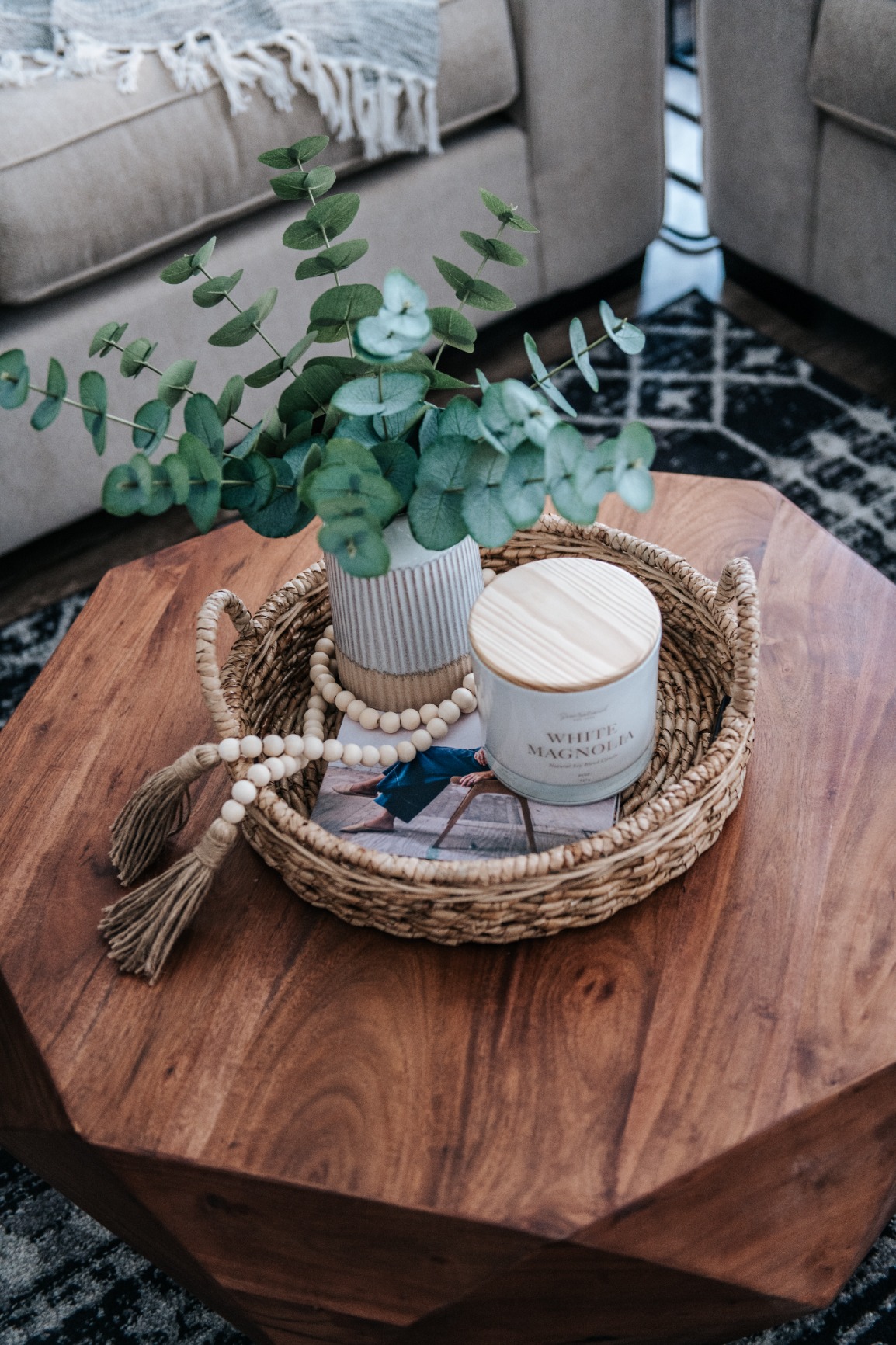 【Furniture】Diamond Shape Acacia Wood Coffee Table with Smooth Top, Dark Brown