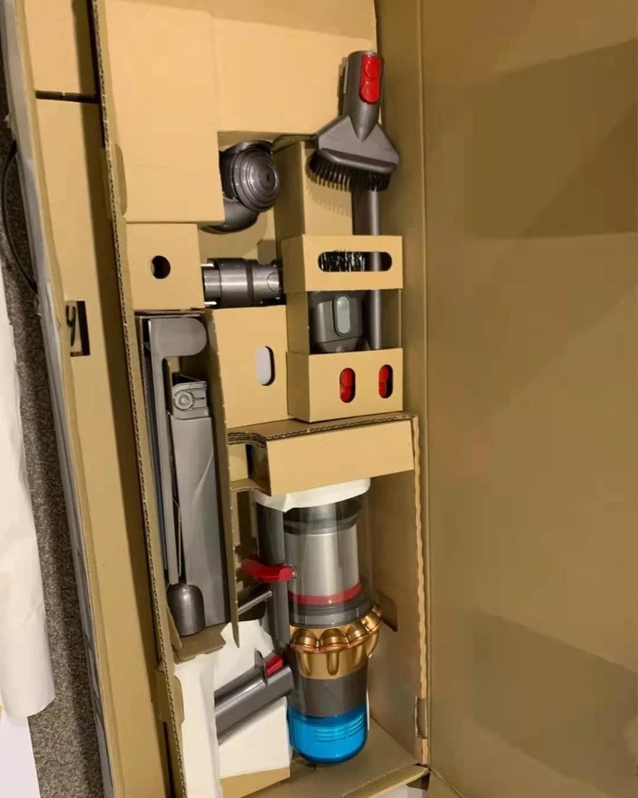 Dyson Vacuum Cleaner V15 Clearance Sale.