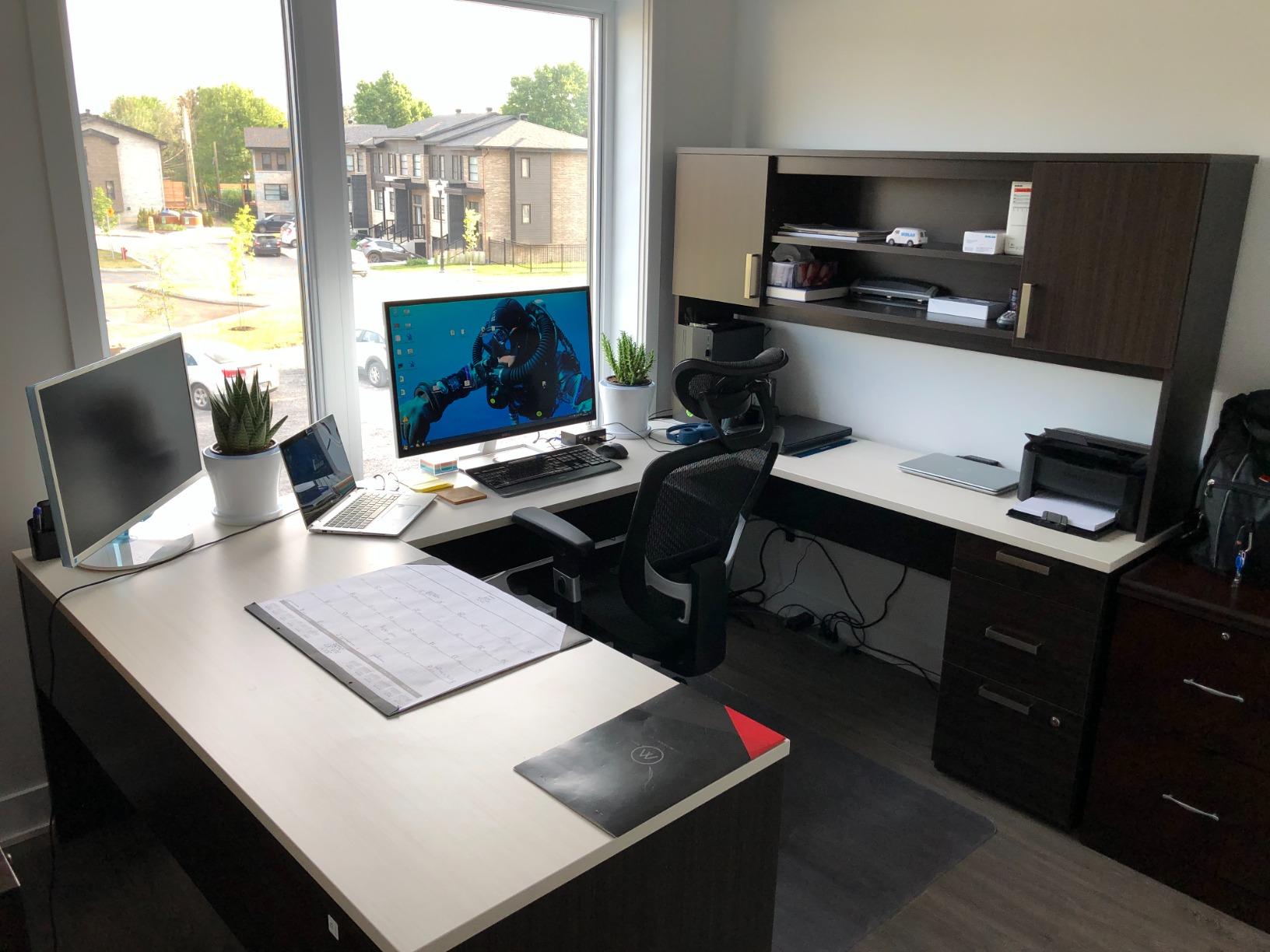 【Furniture】Bestar Ridgeley U-Shaped Executive Desk with Pedestal and Hutch, 65W, White Chocolate