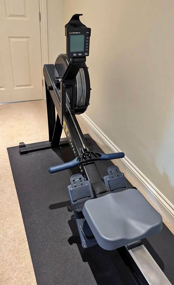 CONCEPT 2 MODEL D WITH PM5 IN BLACK, OUTSTANDING CONDITION