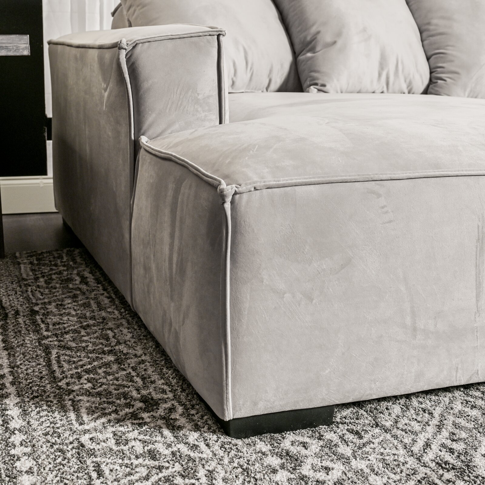 【Furniture】Madison 2 - Piece Upholstered Chaise Sectional